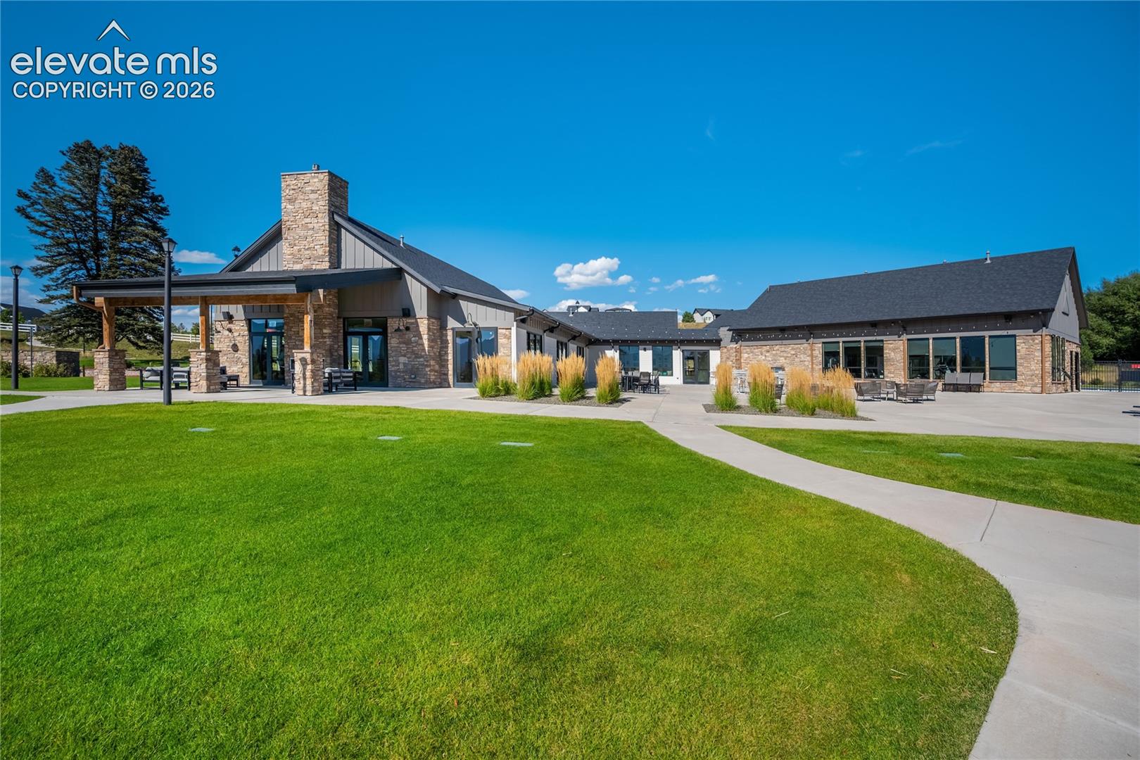 1265 Foothills Farm Way