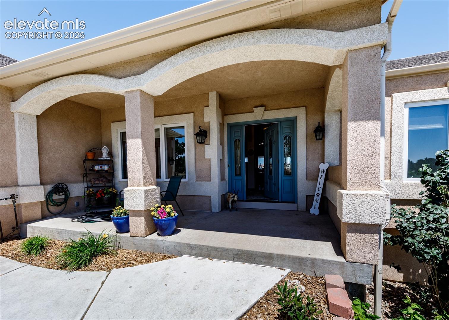 890 Kings Deer Point