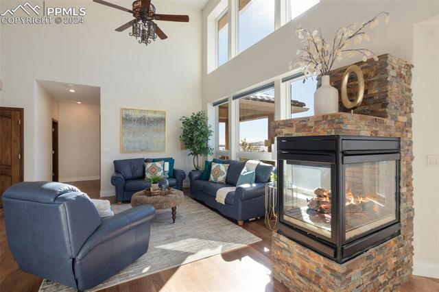 219 Crown High Court