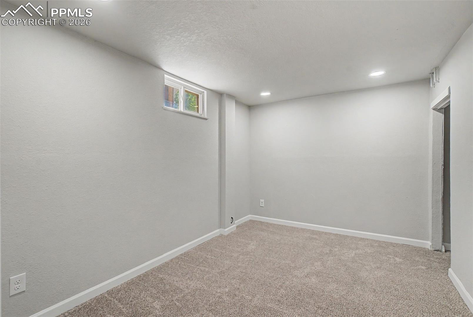29 Garland Avenue