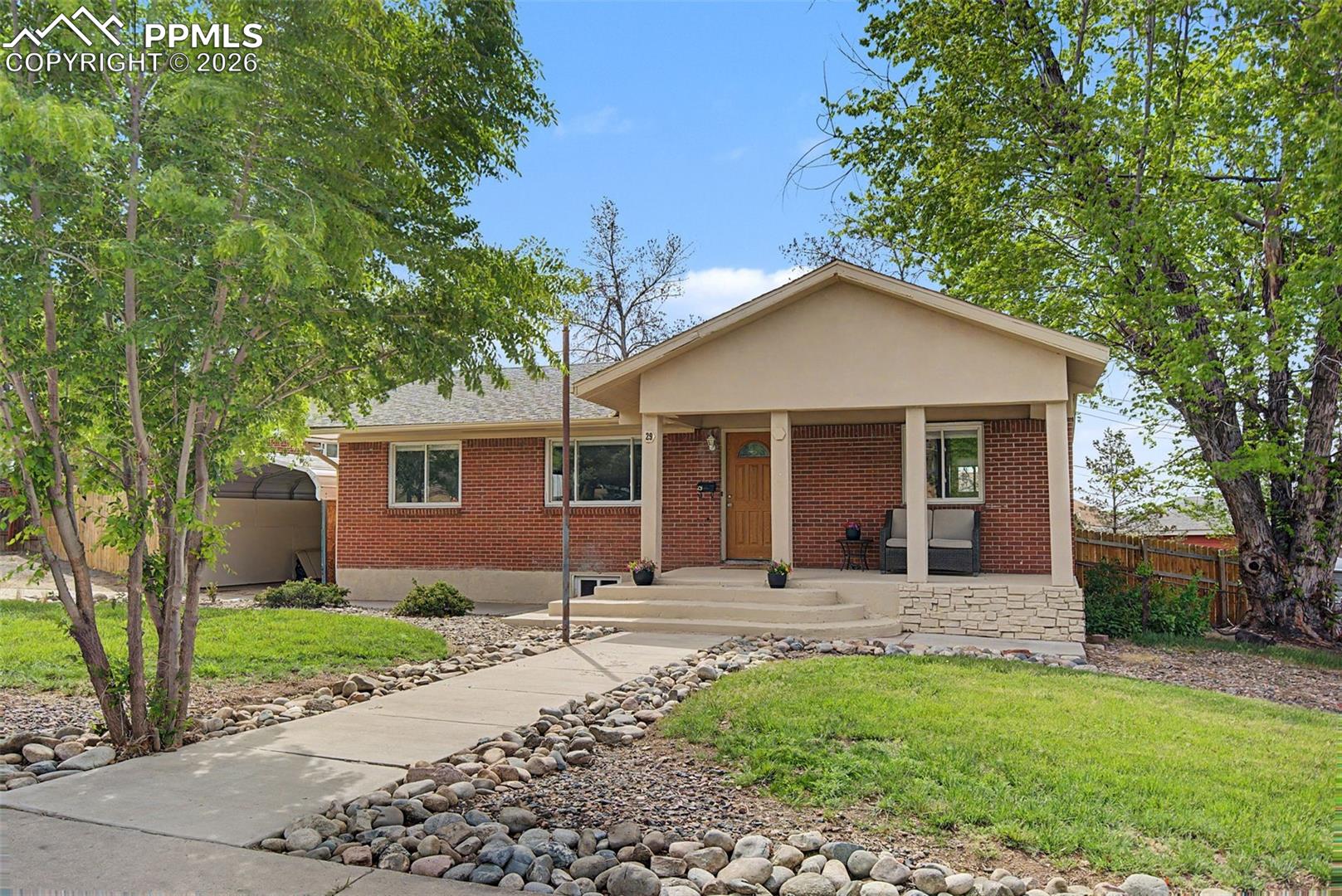 29 Garland Avenue