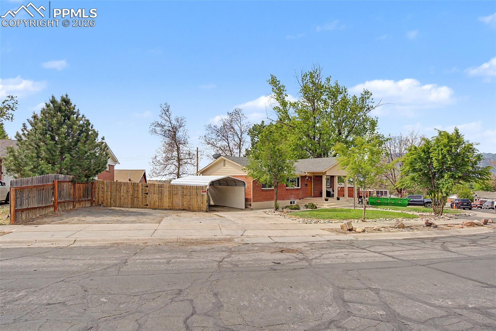 29 Garland Avenue