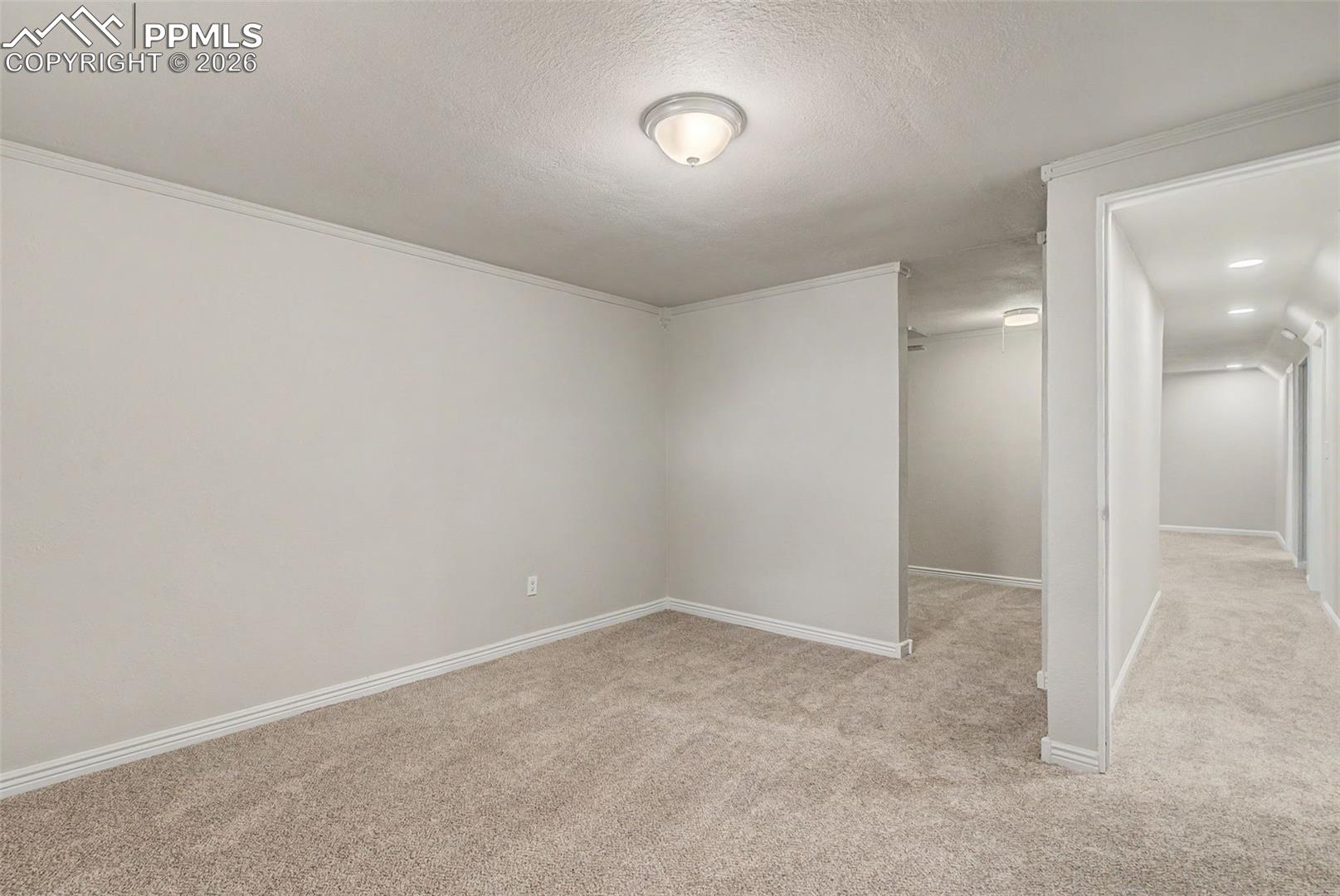29 Garland Avenue