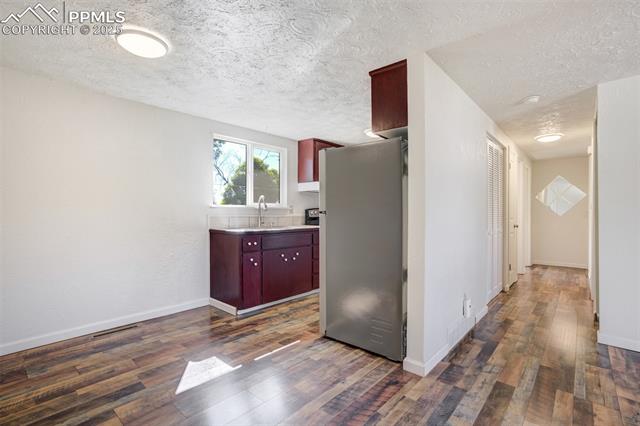 1243 Hartford Street