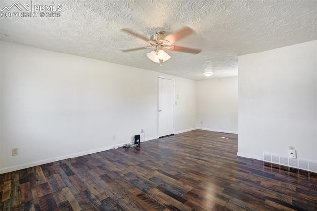 1243 Hartford Street