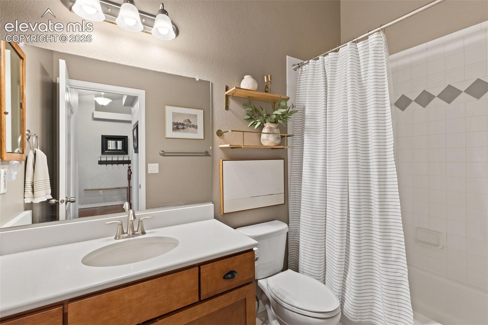 16761 Buffalo Valley Path