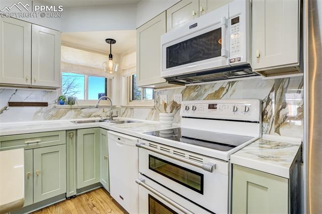 1004 Arcturus Drive