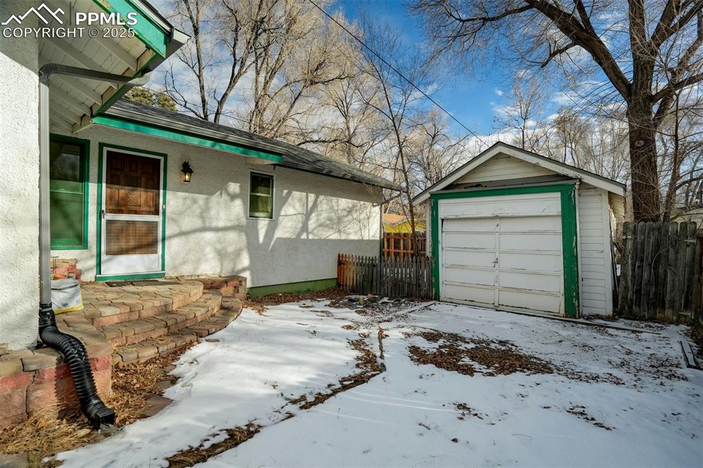 331 Cheyenne Boulevard