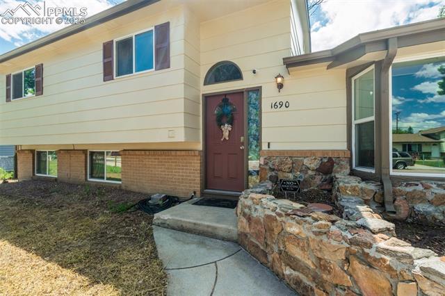 1690 Bonita Drive