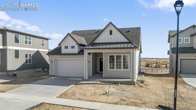 6421 Deco Drive