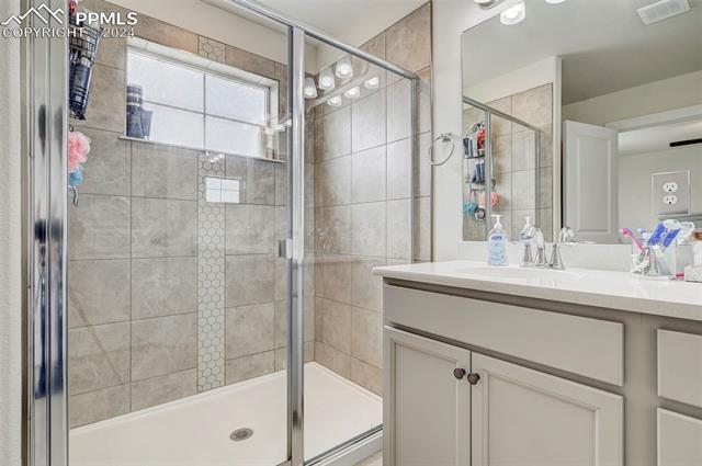 6947 Bigtooth Maple Drive