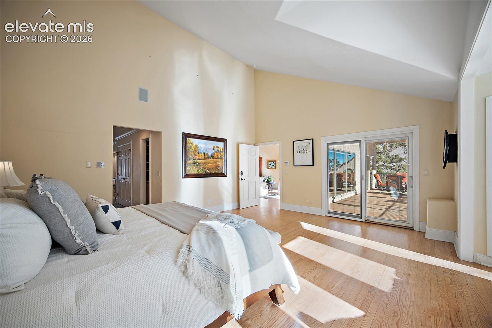 1425 W Cheyenne Mountain Boulevard