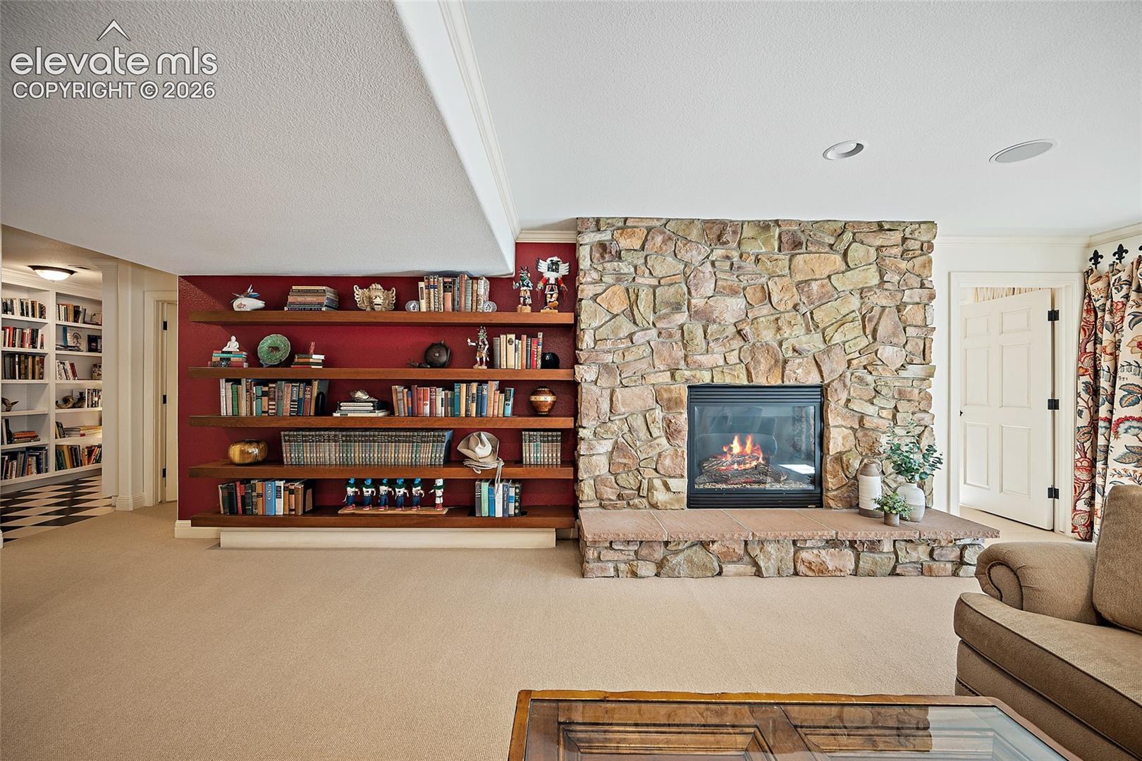 1425 W Cheyenne Mountain Boulevard