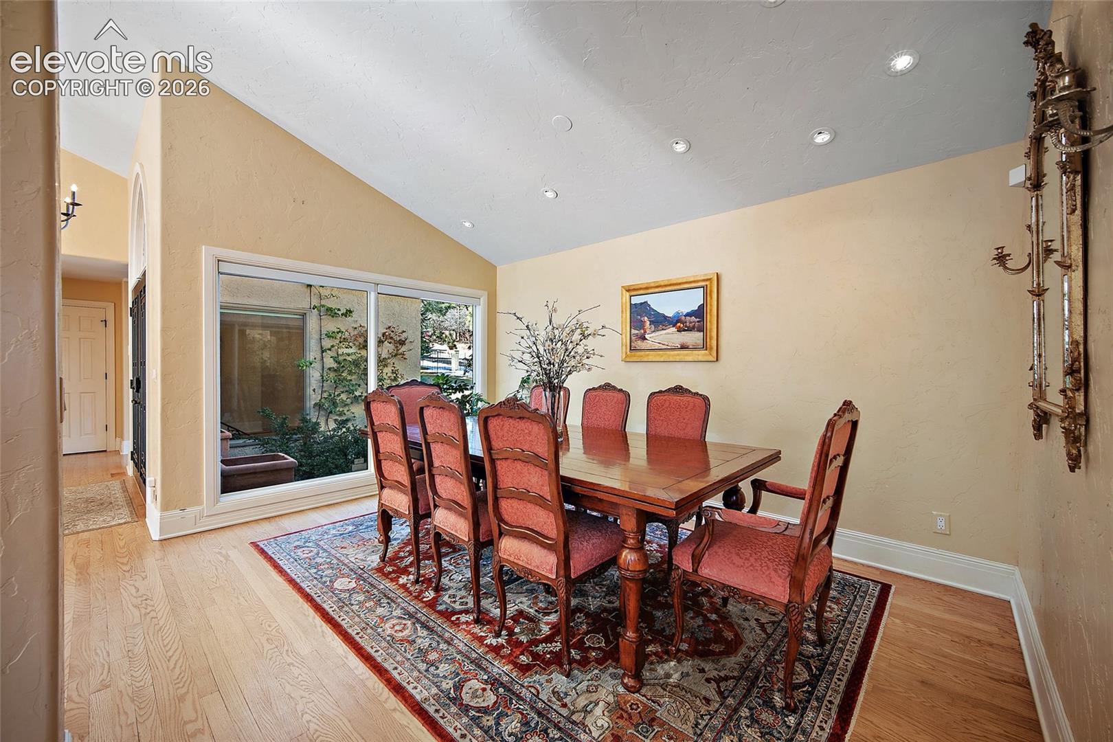 1425 W Cheyenne Mountain Boulevard