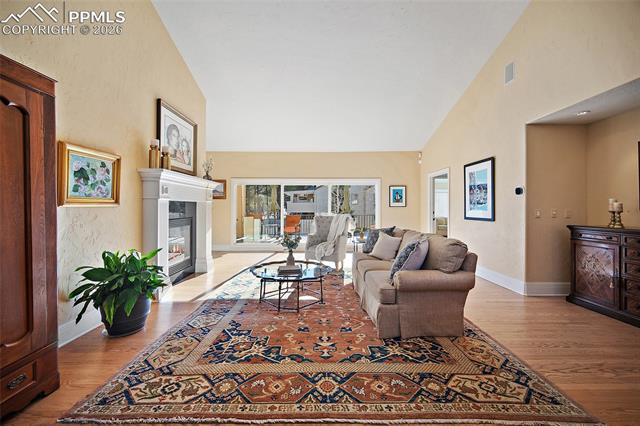 1425 W Cheyenne Mountain Boulevard