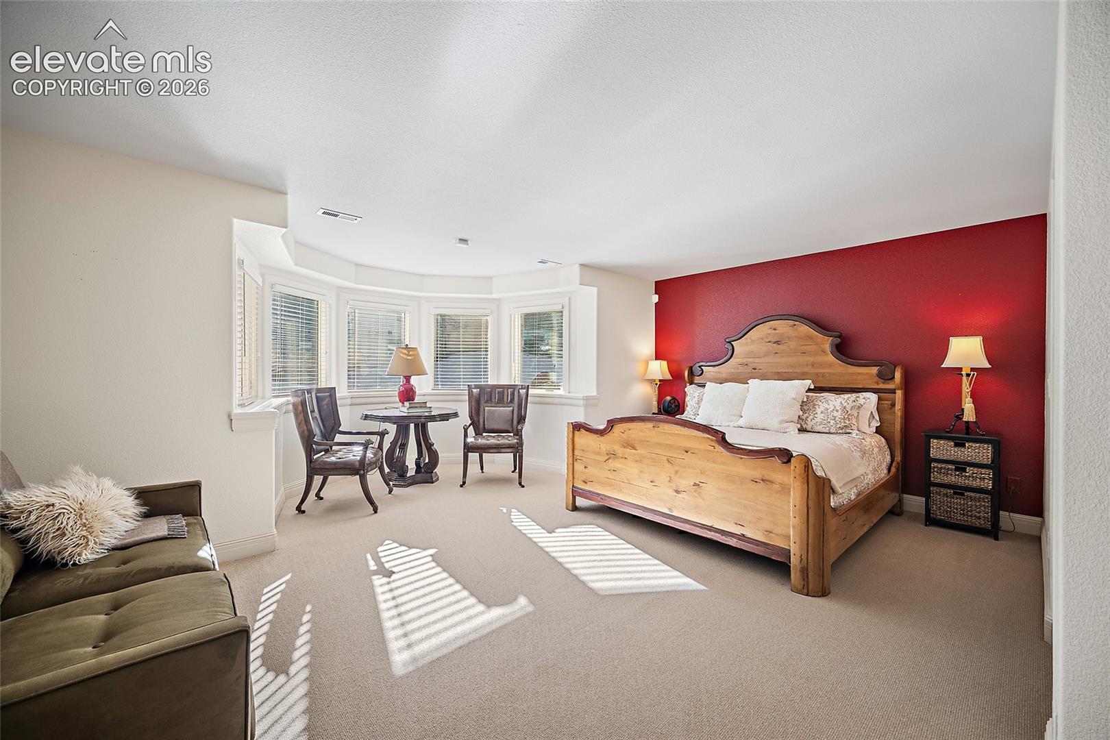 1425 W Cheyenne Mountain Boulevard