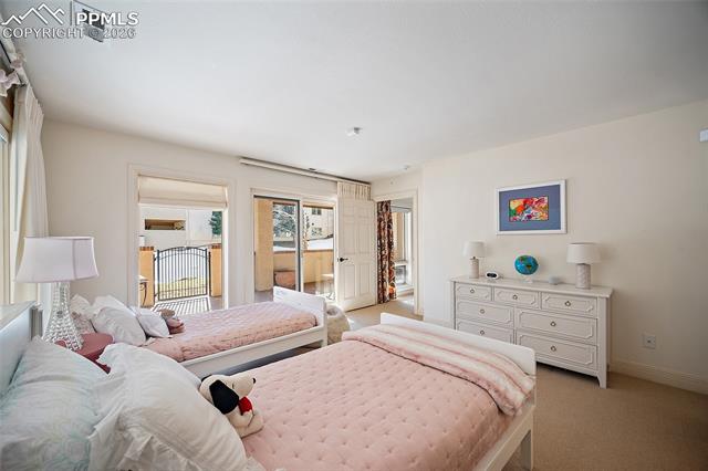 1425 W Cheyenne Mountain Boulevard