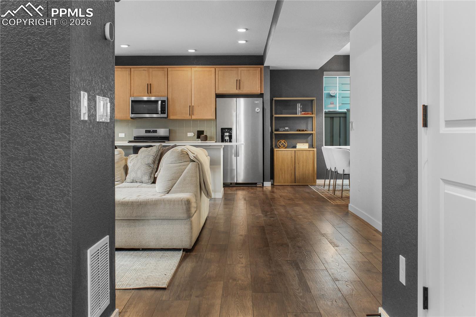 5869 Spring Breeze Drive
