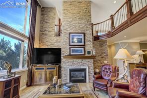 3271 Templeton Gap Road