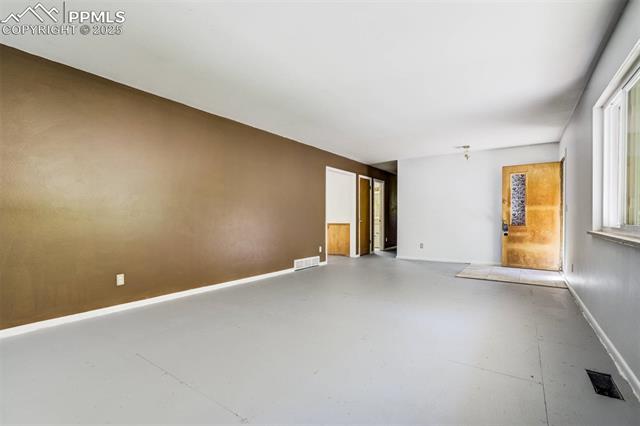 1608 Mount View Lane