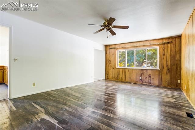 1608 Mount View Lane