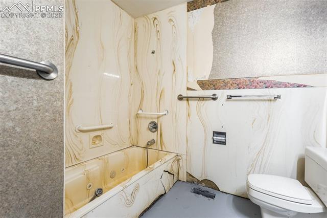 1608 Mount View Lane