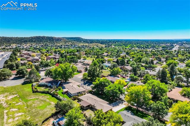 1608 Mount View Lane