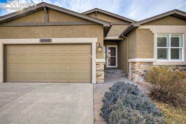 6048 Cumbre Vista Way