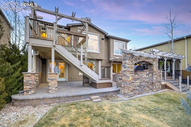 6048 Cumbre Vista Way