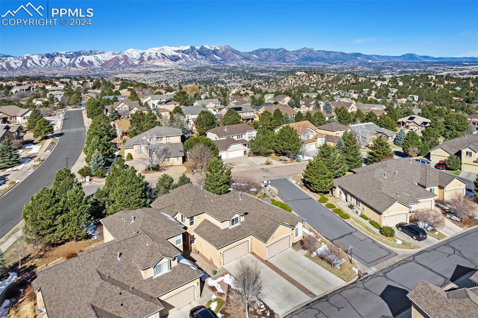 5655 Sonnet Ridge Point