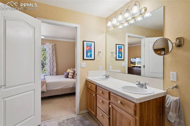 5655 Sonnet Ridge Point