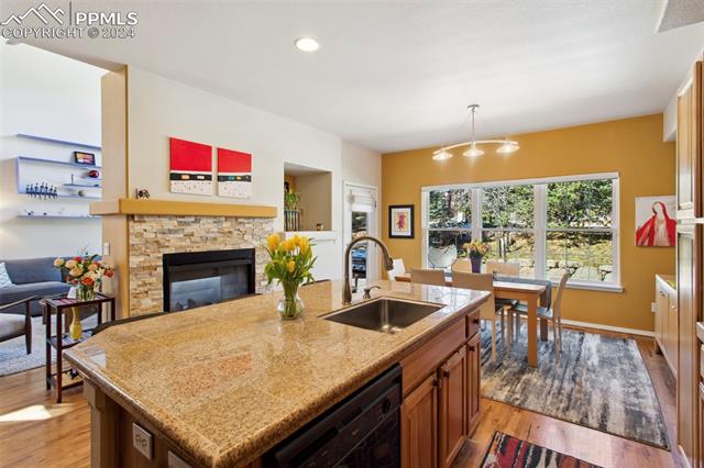 5655 Sonnet Ridge Point