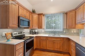 2066 Summerset Drive