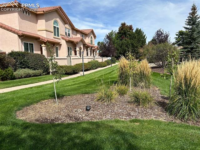 7163 Sand Crest View