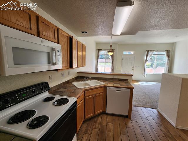 7163 Sand Crest View