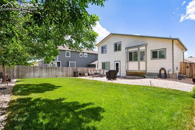 5929 Pioneer Mesa Drive