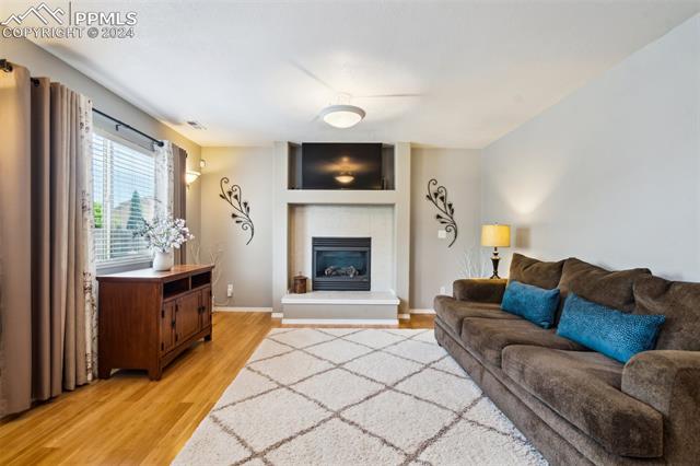 5929 Pioneer Mesa Drive