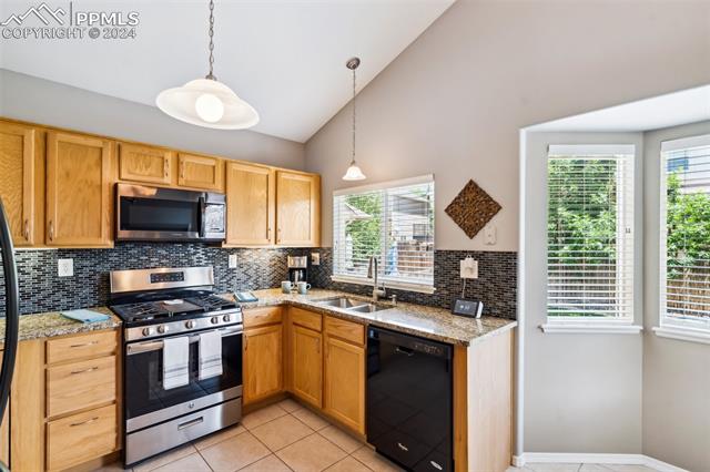 5929 Pioneer Mesa Drive