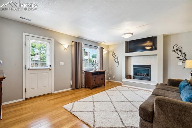 5929 Pioneer Mesa Drive