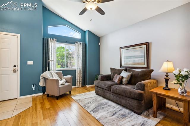 5929 Pioneer Mesa Drive