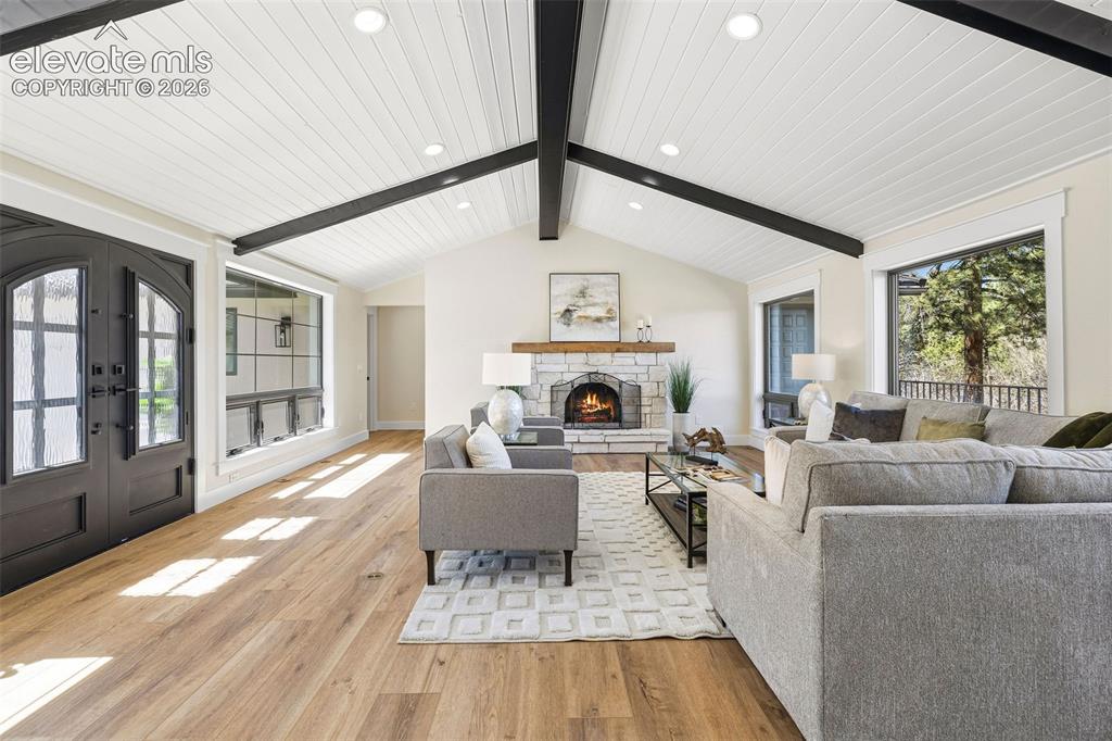 1308 Mesa Avenue
