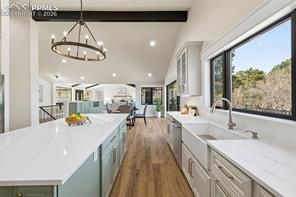 1308 Mesa Avenue