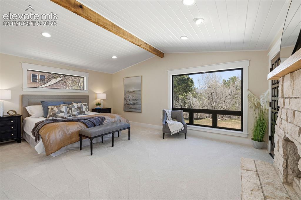 1308 Mesa Avenue