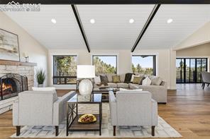 1308 Mesa Avenue