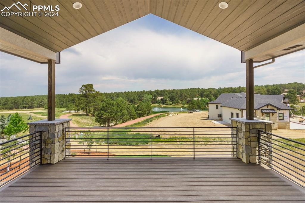 3825 Pinehurst Circle