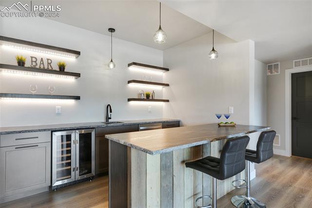 3825 Pinehurst Circle