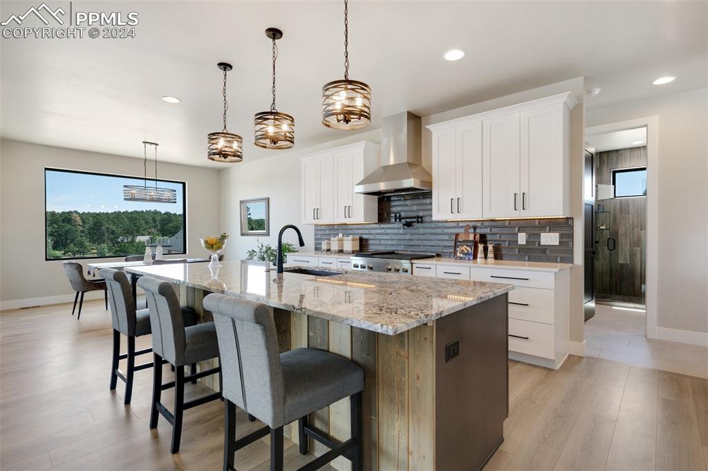 3825 Pinehurst Circle