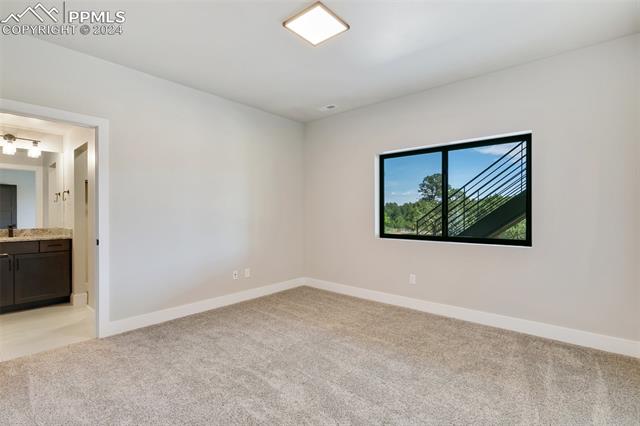 3825 Pinehurst Circle