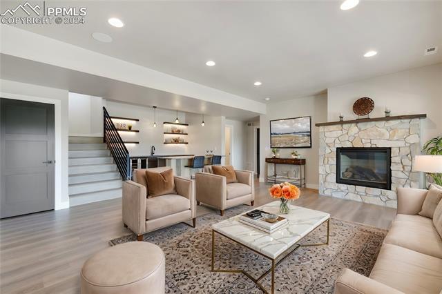 3825 Pinehurst Circle