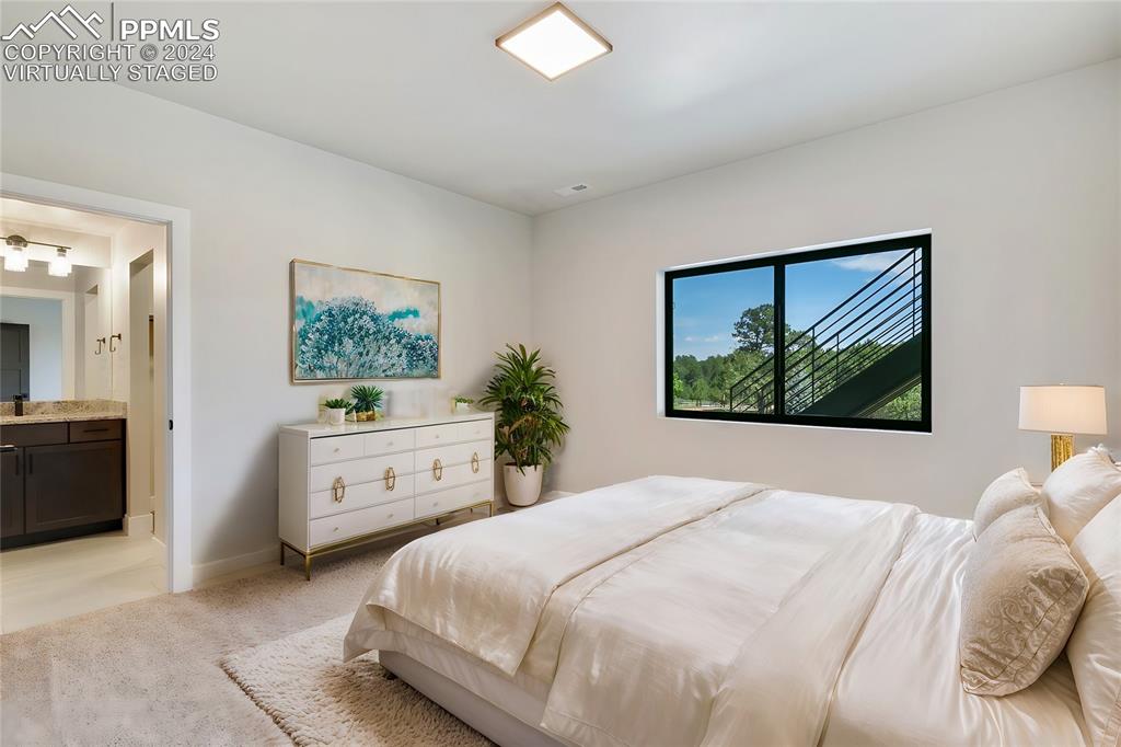 3825 Pinehurst Circle